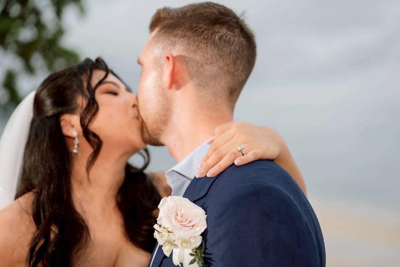 121 - https://themomentofloveth.com | The Moment of Love - Beach Wedding Specialist in Krabi | Stay in Beutiful moment