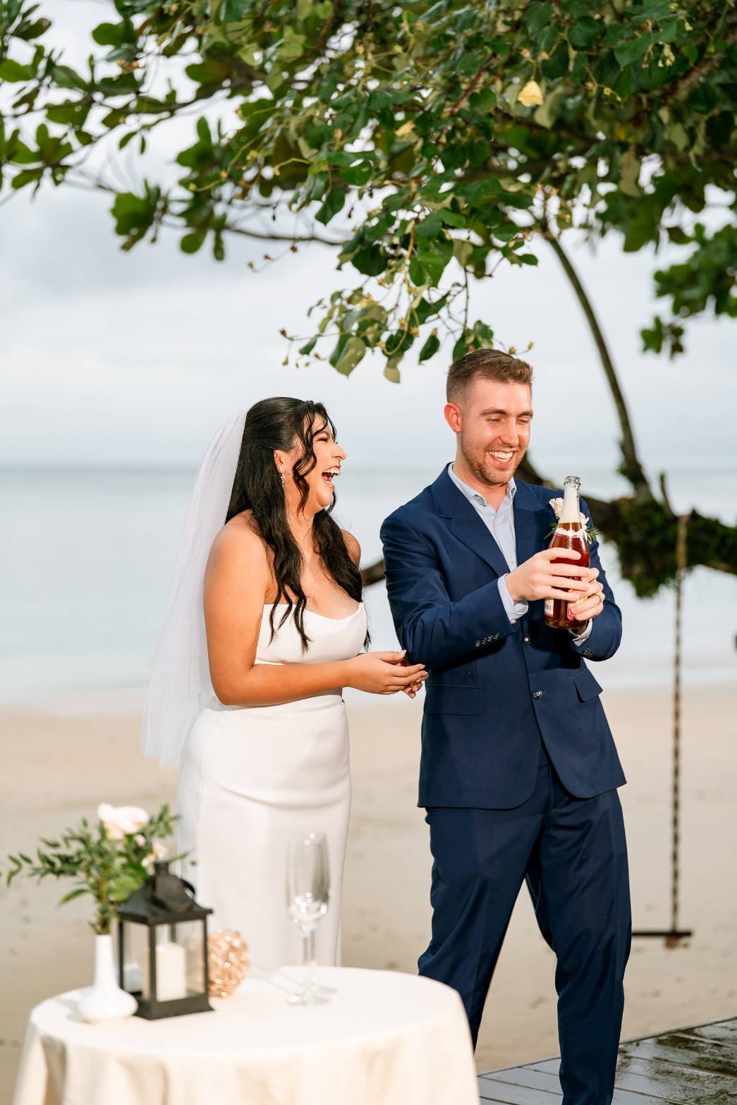 17 - https://themomentofloveth.com | The Moment of Love - Beach Wedding Specialist in Krabi | Stay in Beutiful moment