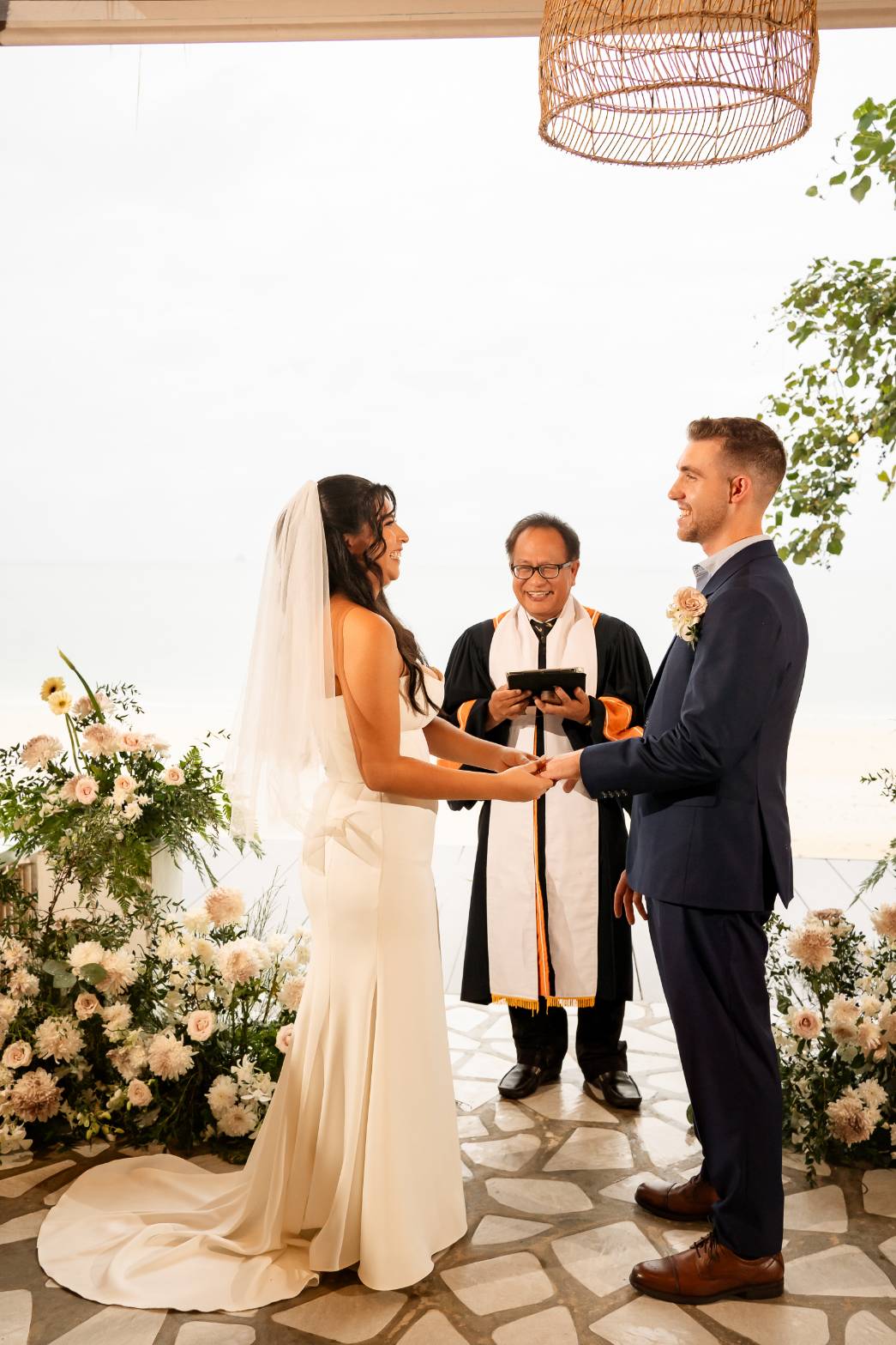 22 - https://themomentofloveth.com | The Moment of Love - Beach Wedding Specialist in Krabi | Stay in Beutiful moment