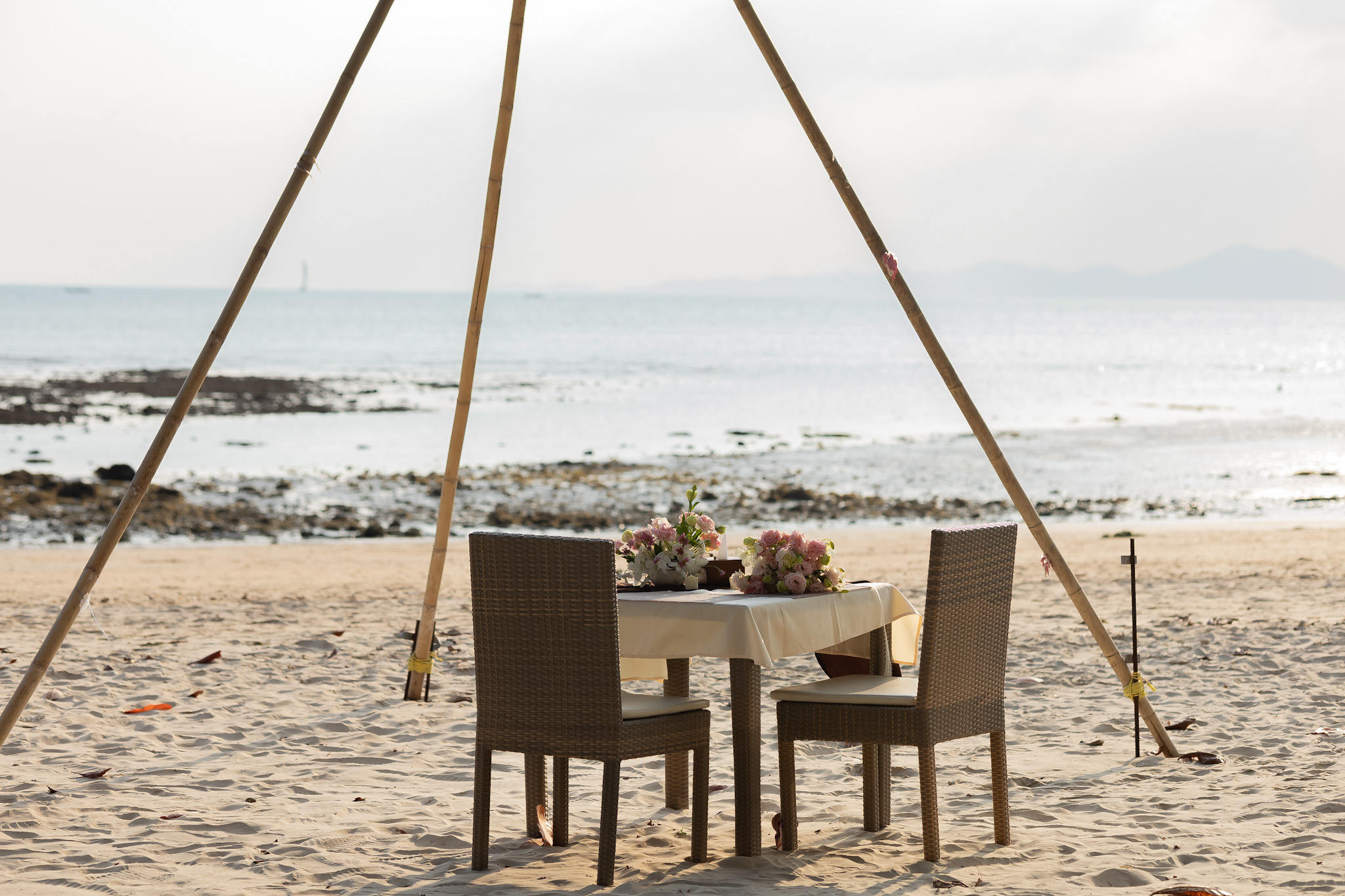 6 - https://themomentofloveth.com | The Moment of Love - Beach Wedding Specialist in Krabi | Stay in Beutiful moment