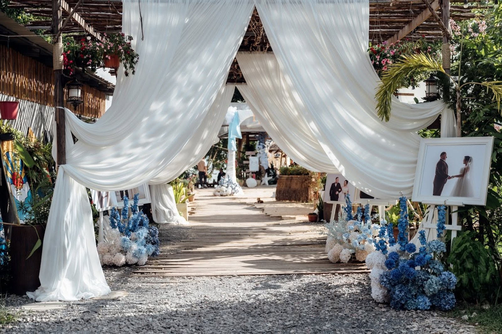 Mr Kevin & Miss khunnapat - The Moment of Love - Beach Wedding Specialist in Krabi | Stay in Beutiful moment