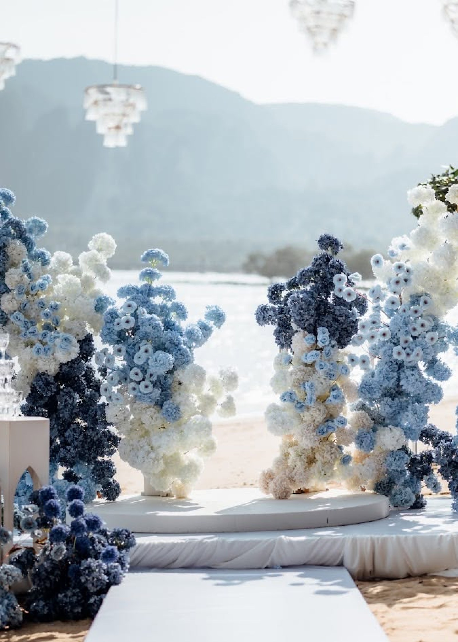 Mr Kevin & Miss khunnapat - The Moment of Love - Beach Wedding Specialist in Krabi | Stay in Beutiful moment