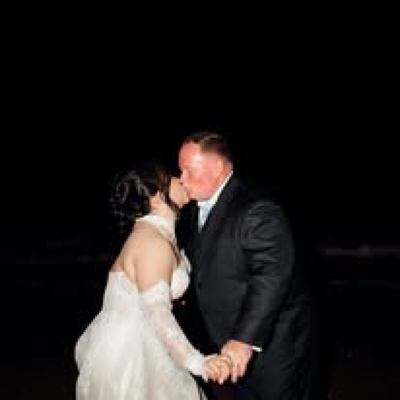 Mr Kevin & Miss khunnapat - The Moment of Love - Beach Wedding Specialist in Krabi | Stay in Beutiful moment