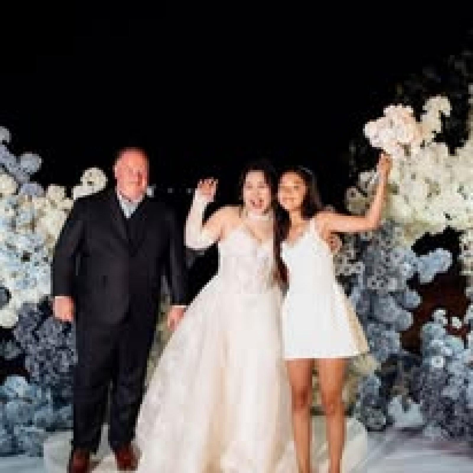 Mr Kevin & Miss khunnapat - The Moment of Love - Beach Wedding Specialist in Krabi | Stay in Beutiful moment