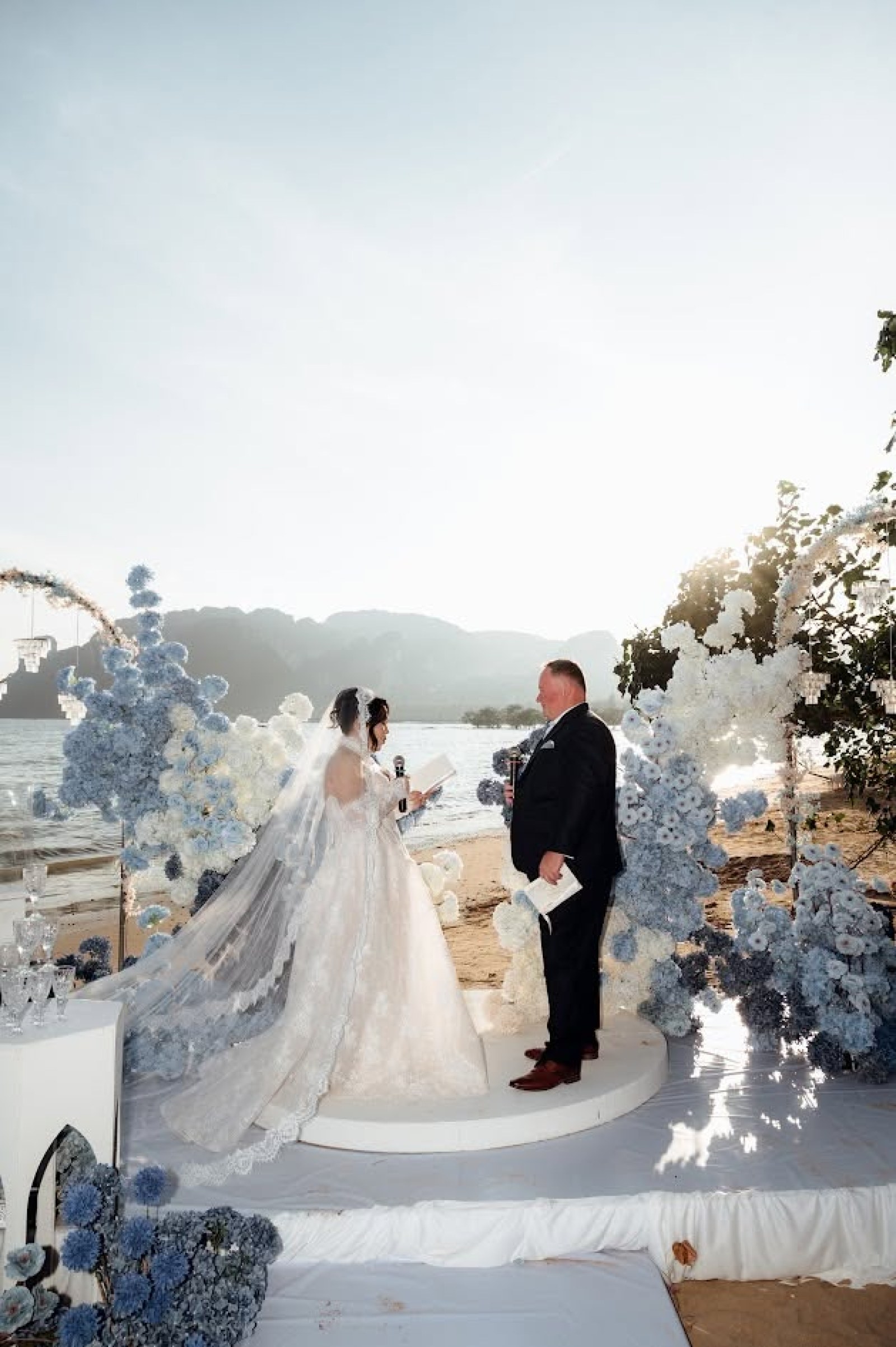 Mr Kevin & Miss khunnapat - The Moment of Love - Beach Wedding Specialist in Krabi | Stay in Beutiful moment